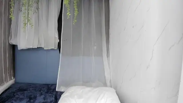  Zoecooper online show from 03-18-26, 07:17