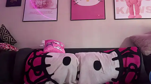 Snapshot of sevynsexysinss chatting on 12-19-25, 06:48 sevynsexysinss online show from 12-19-25, 06:48