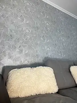 Snapshot of s4rah chatting on 03-17-26, 10:51 s4rah online show from 03-17-26, 10:51