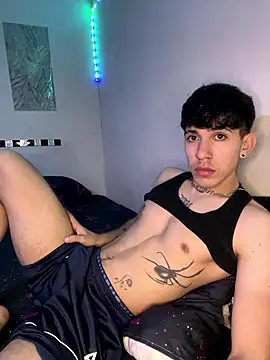 Snapshot of wil_hot chatting on 01-08-26, 03:31 wil hot online show from 01-08-26, 03:31