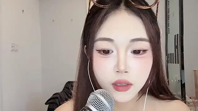 REne-0925 online show from 02-08-26, 05:55