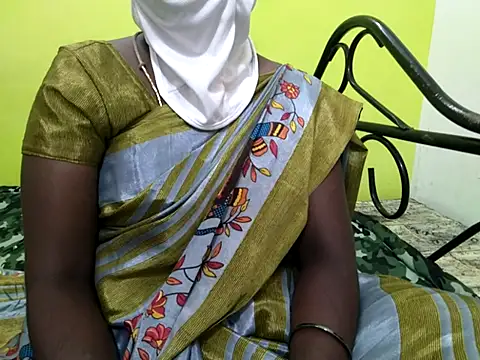 Snapshot of tamil_sumathi chatting on 07-02-26, 05:24 tamil sumathi online show from 07-02-26, 05:24