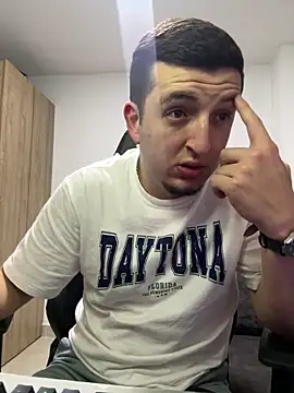 Liam jones10 online show from 02-03-26, 07:41