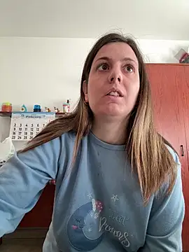 Snapshot of Sareyxon chatting on 02-26-26, 09:08 Sareyxon online show from 02-26-26, 09:08