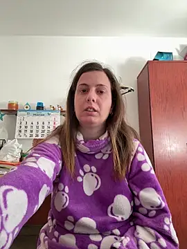 Snapshot of Sareyxon chatting on 03-13-26, 08:21 Sareyxon online show from 03-13-26, 08:21