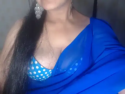 Hotronita123 online show from 05-03-26, 05:52