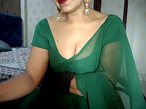 Hotronita123 online show from 06-24-26, 05:34