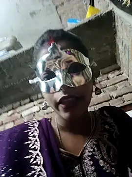 Snapshot of Mahi-Aman chatting on 12-18-25, 06:19 Mahi-Aman online show from 12-18-25, 06:19