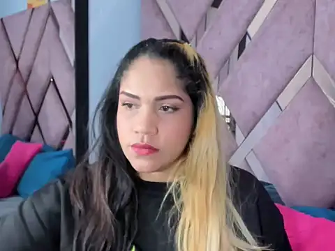 Faehlis   online show from 12-22-25, 04:20