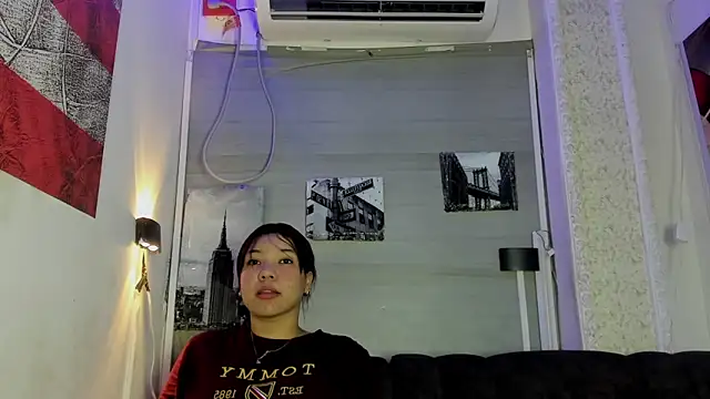 Snapshot of naileth_1 chatting on 12-21-25, 07:32 naileth 1 online show from 12-21-25, 07:32