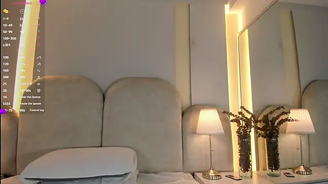 Alicia Monroe  online show from 06-27-26, 11:59