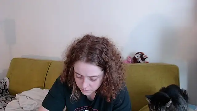 DeliaBlew online show from 05-24-26, 12:32