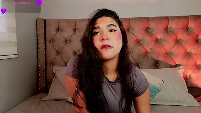 Snapshot of Mylarossi chatting on 05-27-26, 04:59 Mylarossi online show from 05-27-26, 04:59