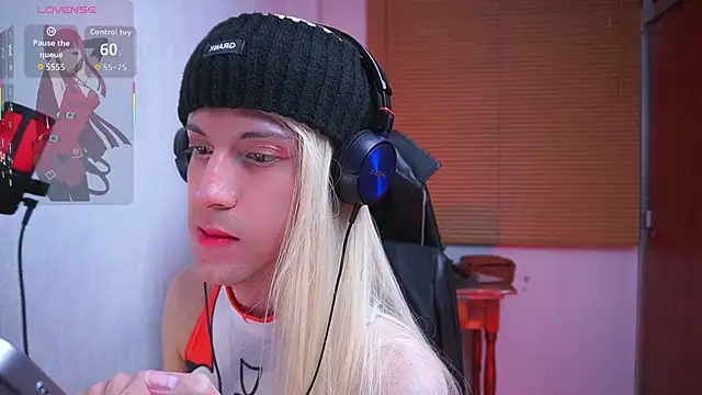 Asami y online show from 03-10-26, 09:20