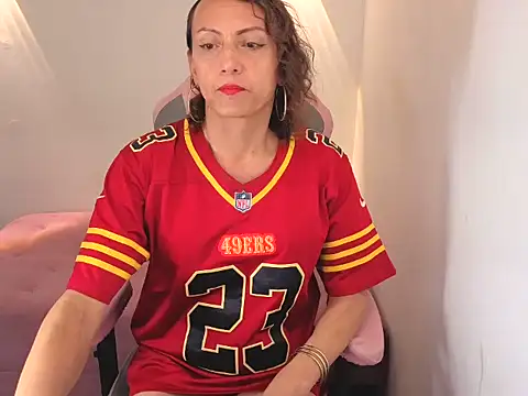 Ivonne ferrer   online show from 02-04-26, 01:33