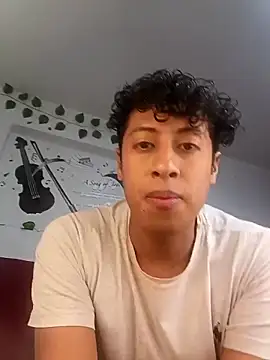 Varek biglatin dick online show from 02-10-26, 02:37