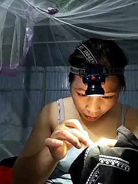 Evelyn-n online show from 12-20-25, 11:39