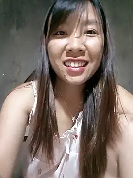 Snapshot of Minsssa20 chatting on 07-18-26, 01:21 Minsssa20 online show from 07-18-26, 01:21