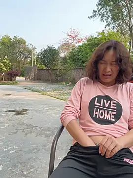 Snapshot of A-ZJunn chatting on 03-30-26, 08:48 A-ZJunn online show from 03-30-26, 08:48