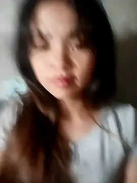 Pretty-haert online show from 12-20-25, 02:18