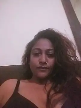Snapshot of dusky_diva_d chatting on 06-27-26, 04:45 dusky diva d online show from 06-27-26, 04:45