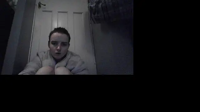 Amy01112 online show from 12-18-25, 12:55