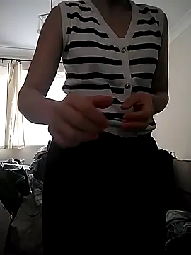 Amy01112 online show from 05-12-26, 09:28