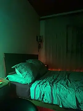 Snapshot of Petebulimia chatting on 04-03-26, 05:05 Petebulimia online show from 04-03-26, 05:05