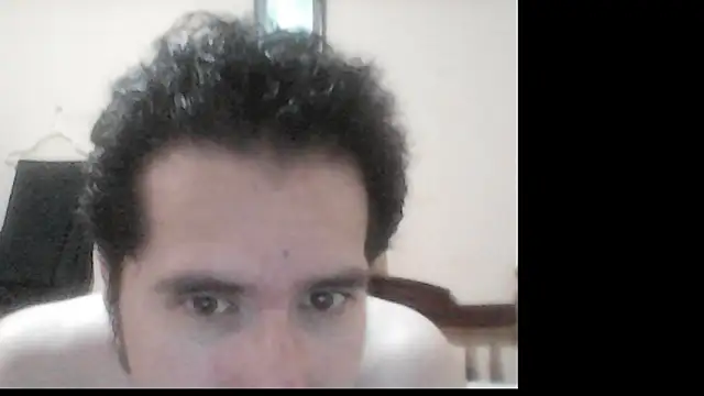 Snapshot of TonyoGuerrero chatting on 05-13-26, 04:37 TonyoGuerrero online show from 05-13-26, 04:37