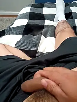 Snapshot of Lalin2323 chatting on 02-13-26, 12:39 Lalin2323 online show from 02-13-26, 12:39