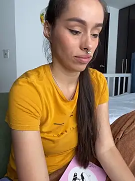 saraarchbould online show from 12-19-25, 01:51