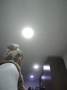 Snapshot of yecza-mashlati chatting on 02-17-26, 07:31 yecza-mashlati online show from 02-17-26, 07:31