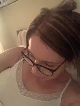 CherryCe online show from 12-23-25, 12:19