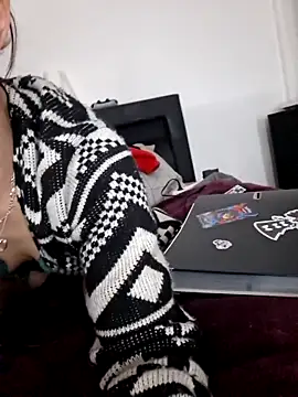 RedTeufelGirl online show from 02-04-26, 06:14