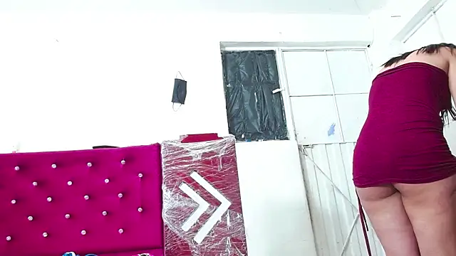 Snapshot of lucy_devil23 chatting on 01-05-26, 09:40 lucy devil23 online show from 01-05-26, 09:40