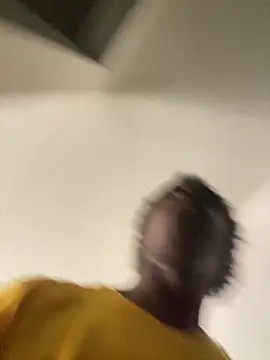 Snapshot of JaHavin- chatting on 04-15-26, 02:35 JaHavin- online show from 04-15-26, 02:35