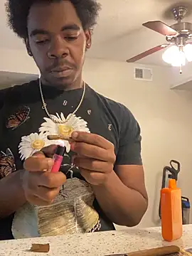 JaHavin- online show from 06-15-26, 06:21