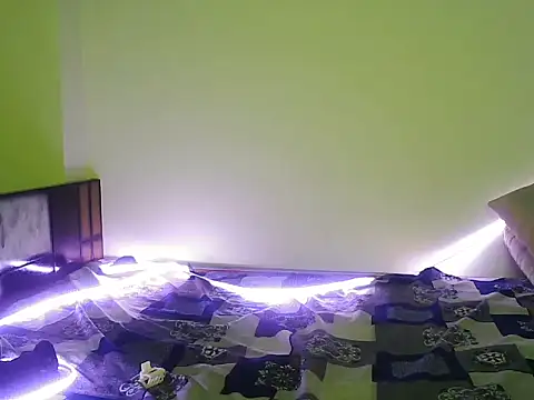 Snapshot of cutiee_-alia chatting on 01-18-26, 08:07 cutiee -alia online show from 01-18-26, 08:07