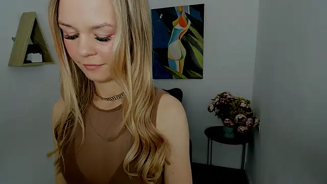 MidnighteAura online show from 05-11-26, 02:56