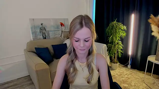 MidnighteAura online show from 06-17-26, 11:34