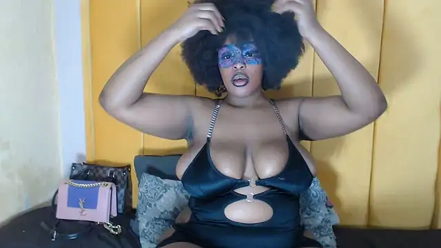 SexyHarleyBlack online show from 06-22-26, 03:53