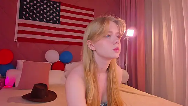 Snapshot of Victori_Fox chatting on 07-05-26, 12:39 Victori Fox online show from 07-05-26, 12:39