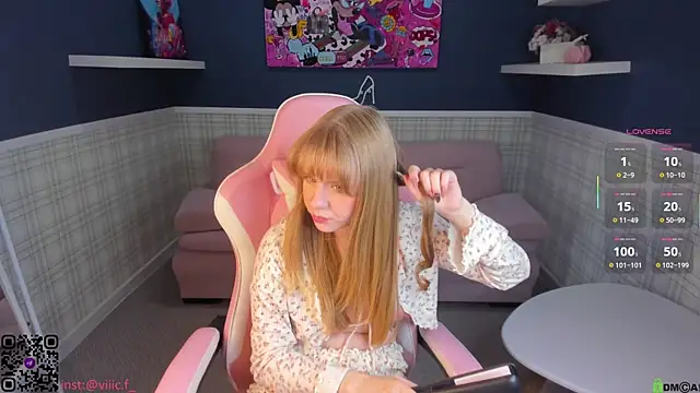 Snapshot of Victori_Fox chatting on 08-09-26, 12:34 Victori Fox online show from 08-09-26, 12:34