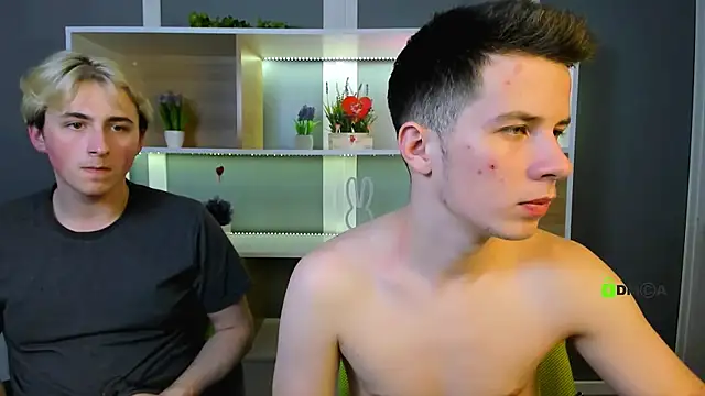 Snapshot of leo_valor chatting on 02-24-26, 07:45 leo valor online show from 02-24-26, 07:45