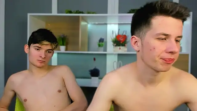 Snapshot of leo_valor chatting on 02-25-26, 08:07 leo valor online show from 02-25-26, 08:07