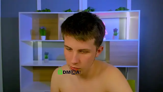 Snapshot of leo_valor chatting on 03-11-26, 09:43 leo valor online show from 03-11-26, 09:43