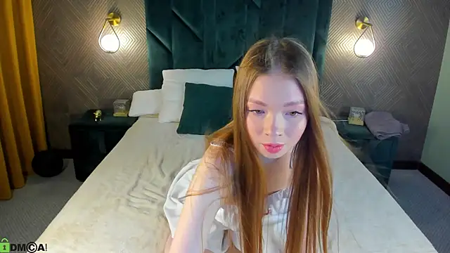 Tessa Sunn online show from 12-17-25, 01:11