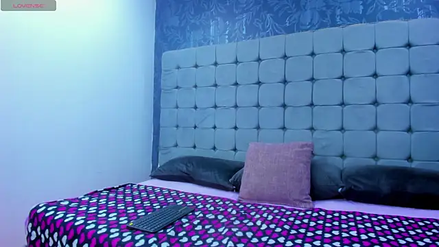 Messy Karol  online show from 12-03-25, 01:53