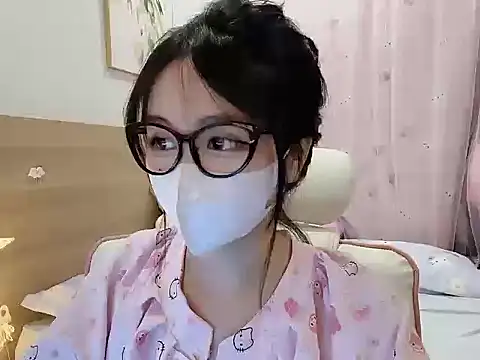 Yuyu-baobei online show from 12-18-25, 09:21