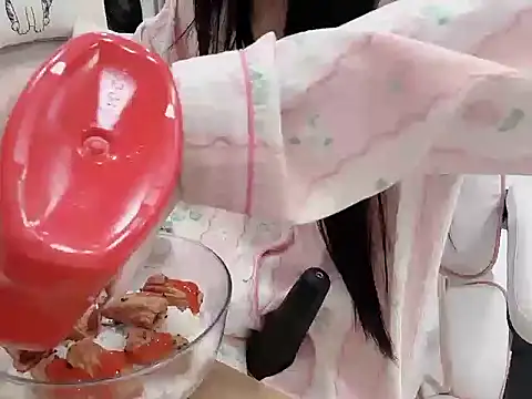 Snapshot of Yuyu-baobei chatting on 02-12-26, 01:55 Yuyu-baobei online show from 02-12-26, 01:55